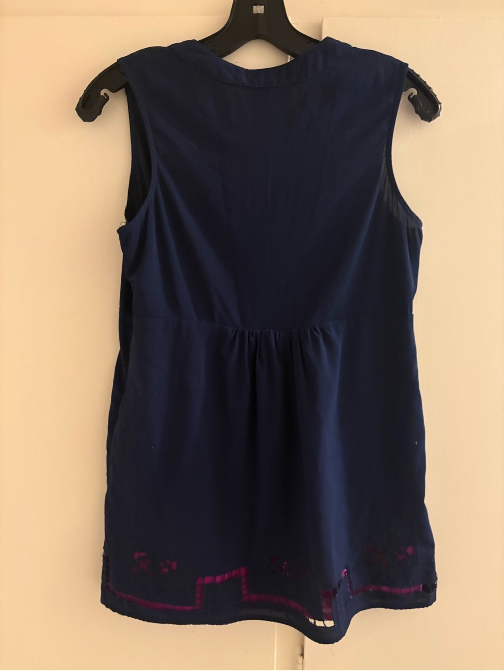 Forever 21 Navy Blue Sleeveless Tunic with Pink Embroidery - Picture 2 of 2